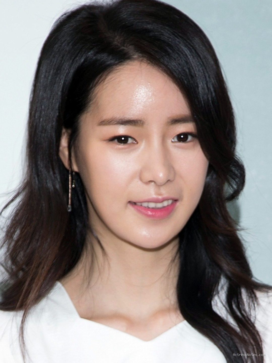 Photo by tvinsider.com - Profil Lim Ji Yeon: Biodata, Karier Peran Antagonis, dan Instagram