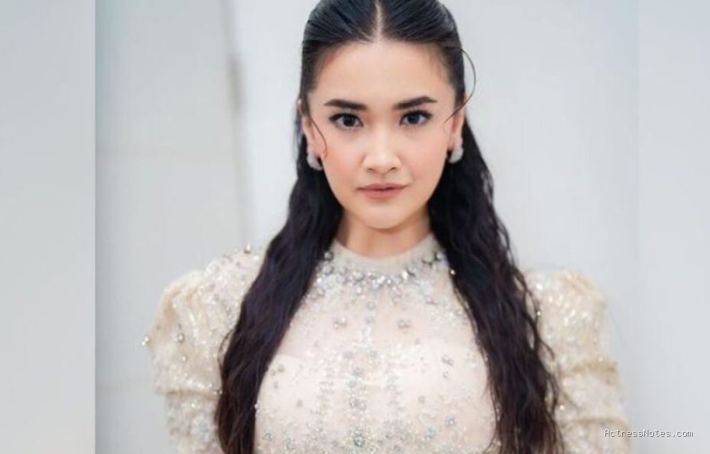 Profil Nadya Arina: Perjalanan Karier Film Horor dan Sinetron