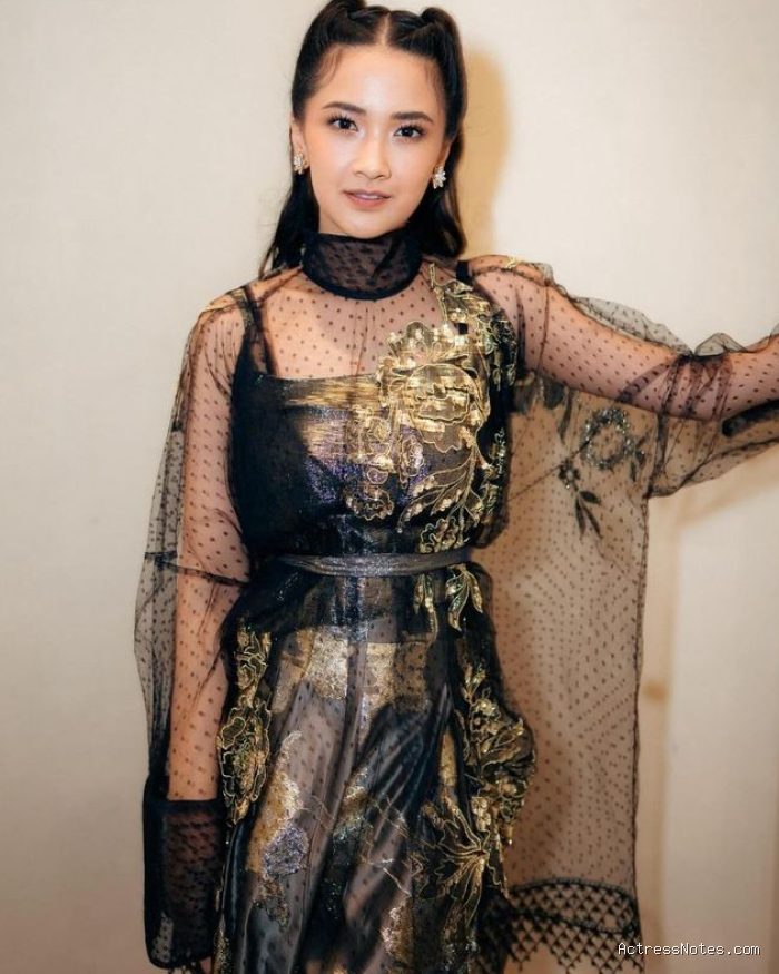 Profil Nadya Arina: Perjalanan Karier Film Horor dan Sinetron
