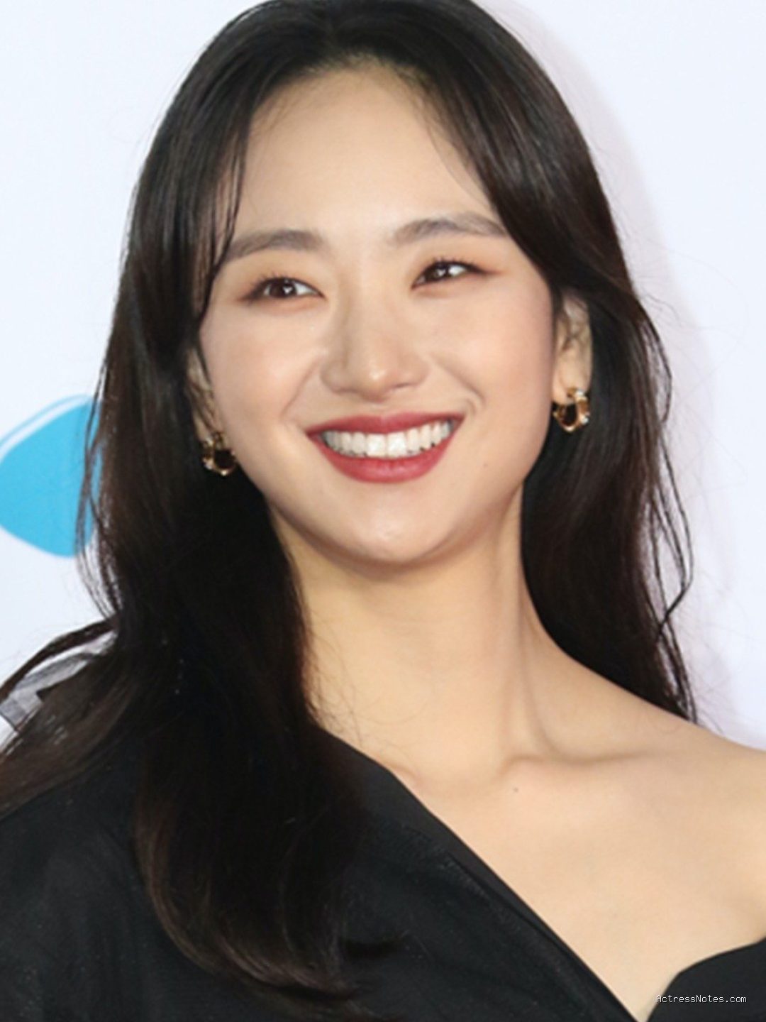 Photo by tvinsider.com - Profil Won Jin Ah: Biodata, Daftar Film, dan Serial Populer