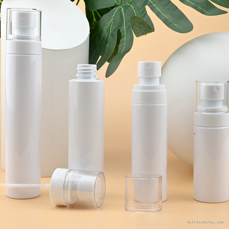 Bedah Face Mist Melembapkan untuk Kunci Riasan Wajah Sepanjang Syuting