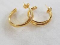Photo by shopee.co.id - Pilihan Anting Lingkaran Emas Tipis Aksesori Wajib Wanita Modern K-Drama